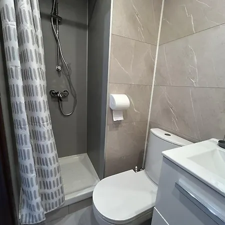 As27185-studio A 200m Avec Parking Et Clim * Le Grau-du-Roi